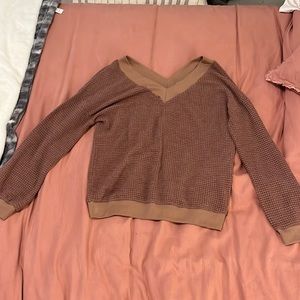 dark purple/rose knot sweater with v-neck from adreamly boutique
